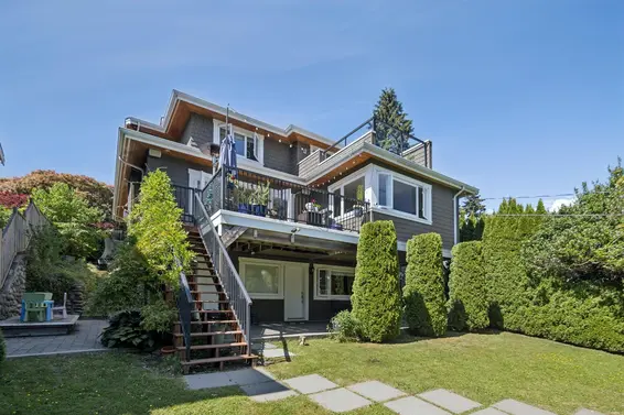 1225 Adderley Street, North Vancouver For Sale - image 2