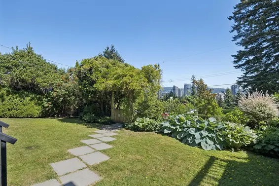 1225 Adderley Street, North Vancouver For Sale - image 28