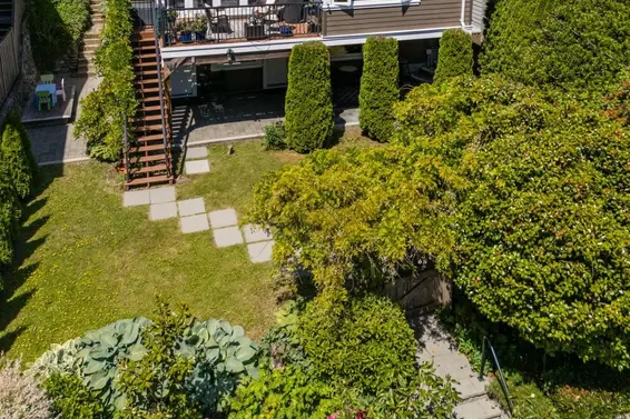 1225 Adderley Street, North Vancouver For Sale - image 37