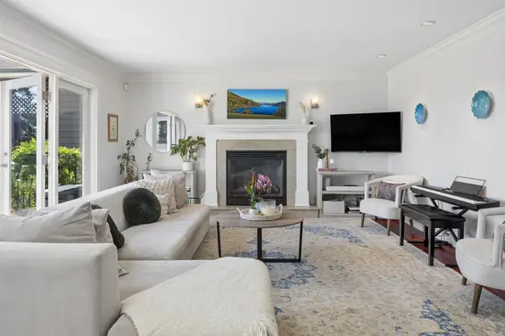 1225 Adderley Street, North Vancouver For Sale - image 4