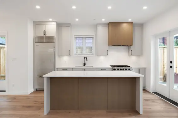 608 East 9Th Street, North Vancouver For Sale - image 15