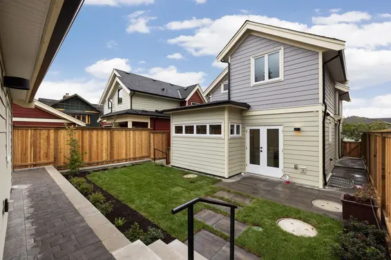 608 East 9Th Street, North Vancouver For Sale - image 19