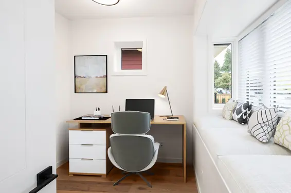 608 East 9Th Street, North Vancouver For Sale - image 6