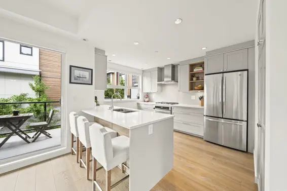 7 856 Orwell Street, North Vancouver For Sale - image 3