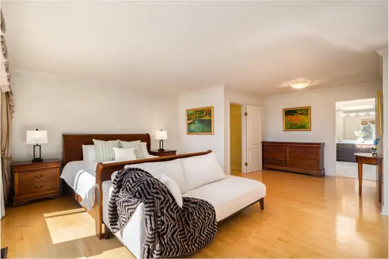 3897 Bayridge Avenue, West Vancouver For Sale - image 21