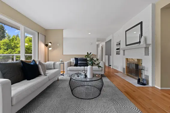 2652 Hoskins Road, North Vancouver For Sale - image 2