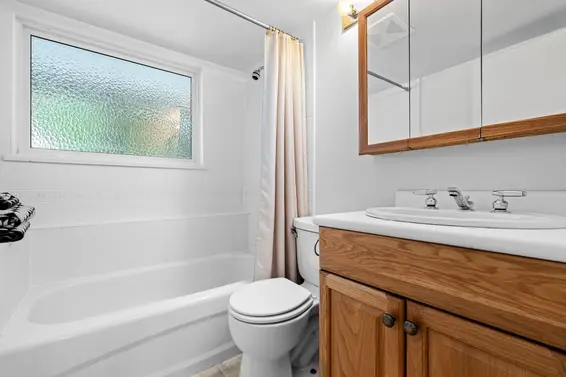 2652 Hoskins Road, North Vancouver For Sale - image 30