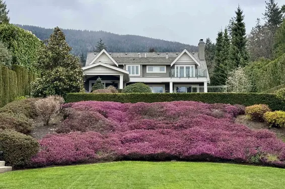 2920 Mathers Avenue, West Vancouver For Sale - image 2