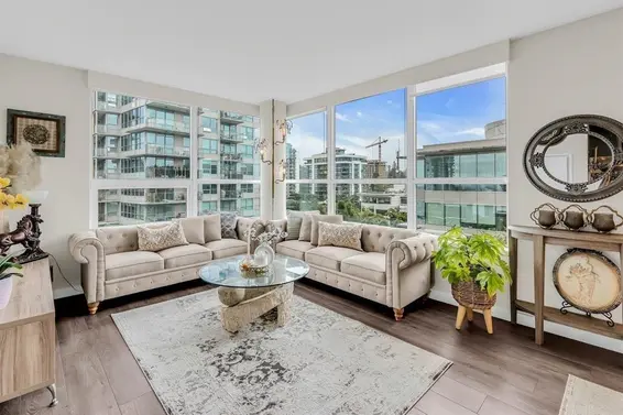 602 112 East 13th Street, North Vancouver For Sale - image 4