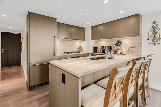 602 112 East 13th Street, North Vancouver For Sale - image 5