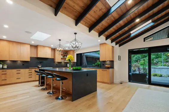 4645 Caulfeild Drive, West Vancouver For Sale - image 16