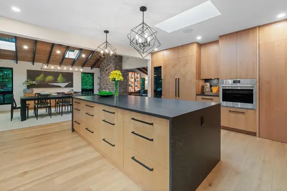 4645 Caulfeild Drive, West Vancouver For Sale - image 18