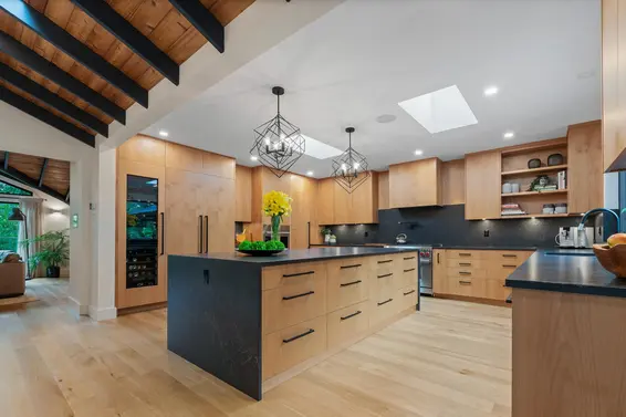 4645 Caulfeild Drive, West Vancouver For Sale - image 19