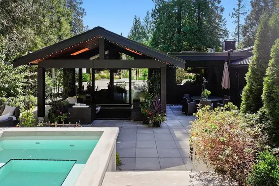 4645 Caulfeild Drive, West Vancouver For Sale - image 37