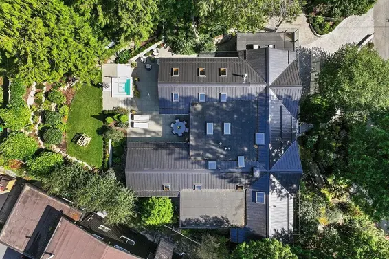 4645 Caulfeild Drive, West Vancouver For Sale - image 38