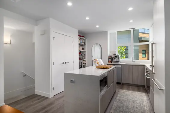 238 2060 Curling Road, North Vancouver For Sale - image 2