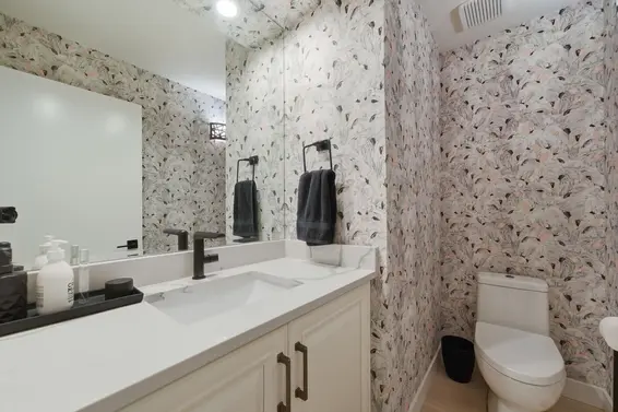 1261 Eldon Road, North Vancouver For Sale - image 11