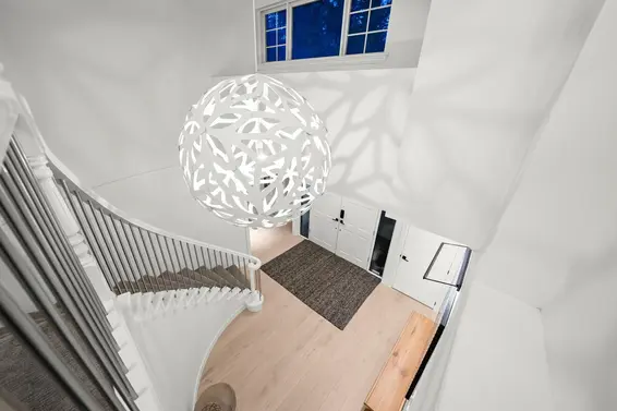 1261 Eldon Road, North Vancouver For Sale - image 14