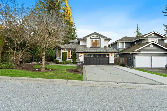 1261 Eldon Road, North Vancouver For Sale - image 2