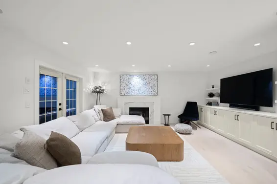 1261 Eldon Road, North Vancouver For Sale - image 4