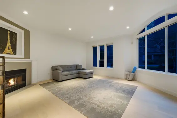 1261 Eldon Road, North Vancouver For Sale - image 9