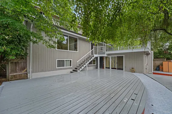 271 Montroyal Boulevard, North Vancouver For Sale - image 35