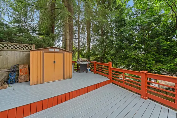 271 Montroyal Boulevard, North Vancouver For Sale - image 38