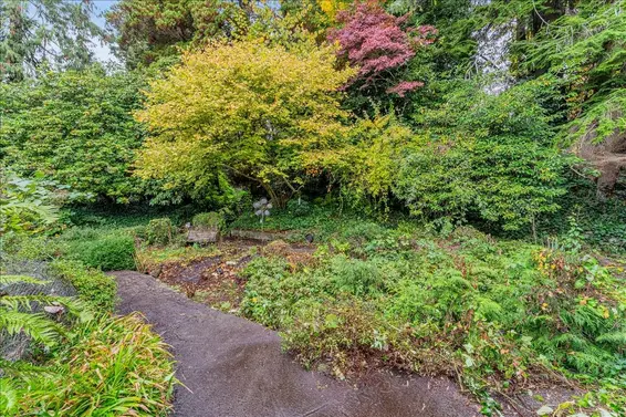 360 Keith Road, West Vancouver For Sale - image 12