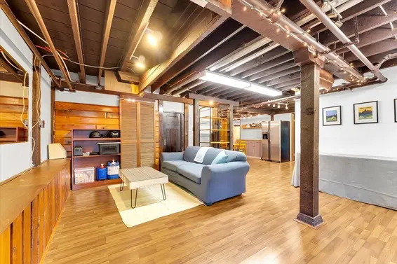 360 Keith Road, West Vancouver For Sale - image 24