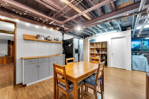 360 Keith Road, West Vancouver For Sale - image 26