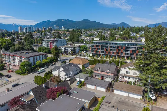 409-411 417-419 East 3rd Street, North Vancouver For Sale - image 6