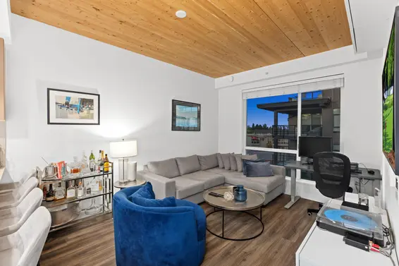 620 108 East 8th Street, North Vancouver For Sale - image 7