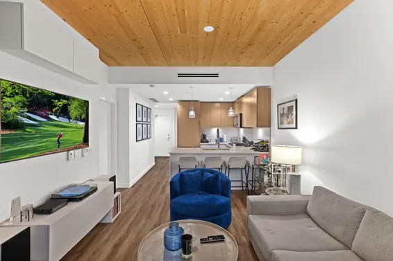 620 108 East 8th Street, North Vancouver For Sale - image 8