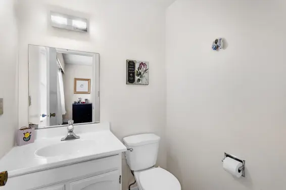 321 123 East 19th Street, North Vancouver For Sale - image 16