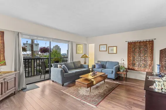 321 123 East 19th Street, North Vancouver For Sale - image 2