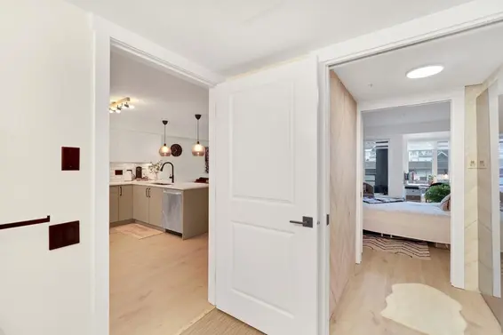 303 857 West 15th Street, North Vancouver For Sale - image 4