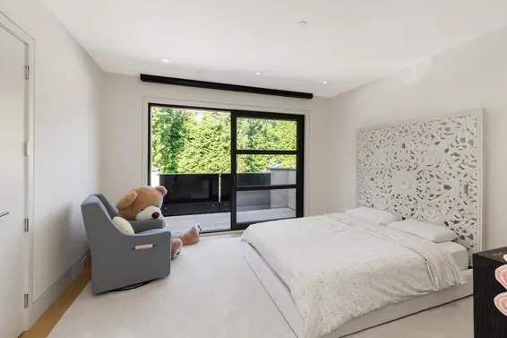 1050 King Georges Way, West Vancouver For Sale - image 19