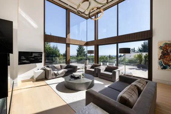 1050 King Georges Way, West Vancouver For Sale - image 3