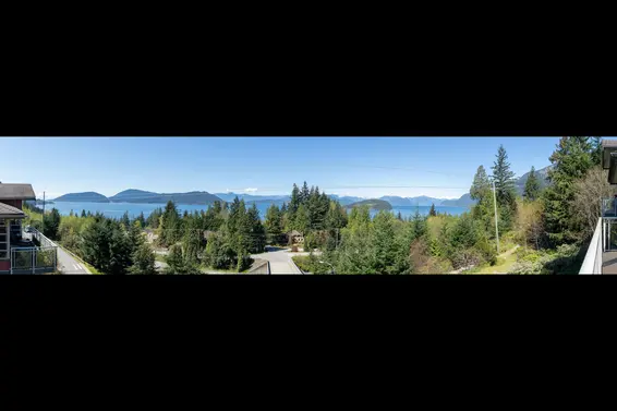 8517 Seascape Drive, West Vancouver For Sale - image 2