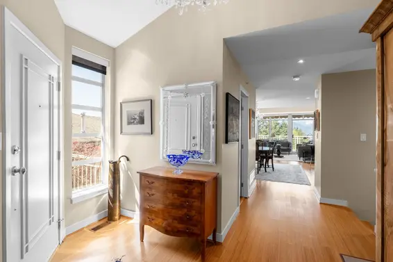 8517 Seascape Drive, West Vancouver For Sale - image 20