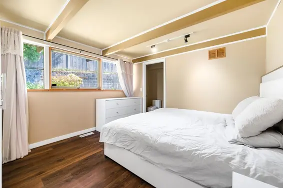 241 West Balmoral Road, North Vancouver For Sale - image 23