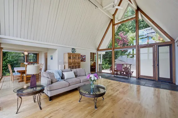 820 Younette Drive, West Vancouver For Sale - image 3