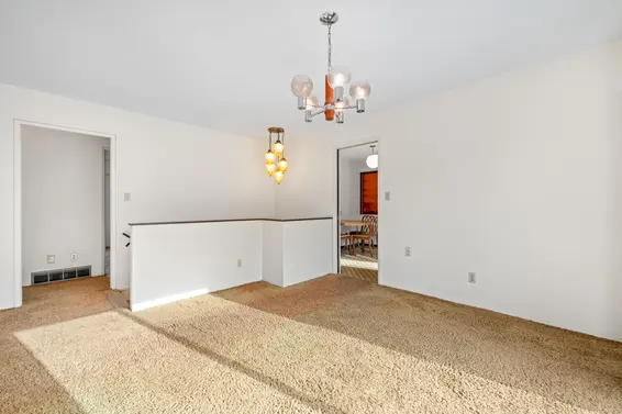 1006 Hendecourt Road, North Vancouver For Sale - image 14