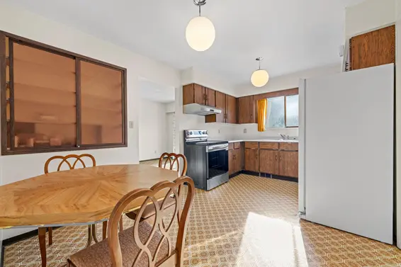 1006 Hendecourt Road, North Vancouver For Sale - image 6