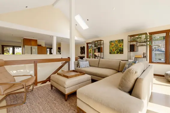 141 East Windsor Road, North Vancouver For Sale - image 15