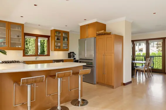 141 East Windsor Road, North Vancouver For Sale - image 19