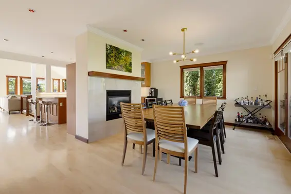 141 East Windsor Road, North Vancouver For Sale - image 7
