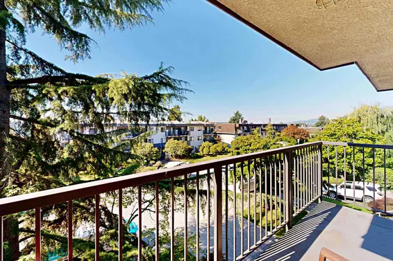 204 252 West 2nd Street, North Vancouver For Sale - image 32