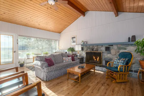 1317 East 17Th Street, North Vancouver For Sale - image 4