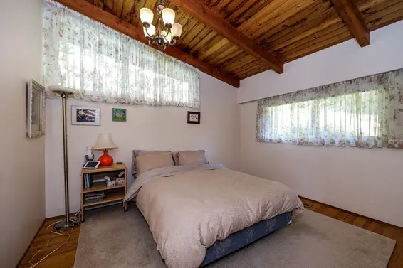 90 Oceanview Road, Lions Bay For Sale - image 22